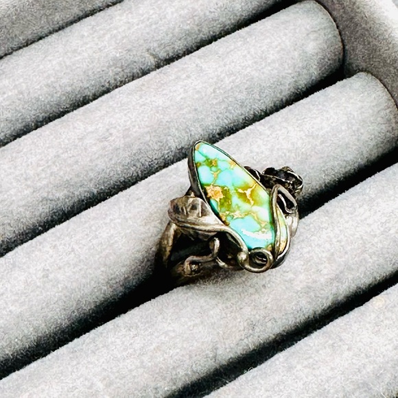 Vintage Jewelry - Vintage Turquoise Sterling Ring